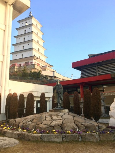 %6gbXGi4Qc6jpBTuaDw_thumb_5c07